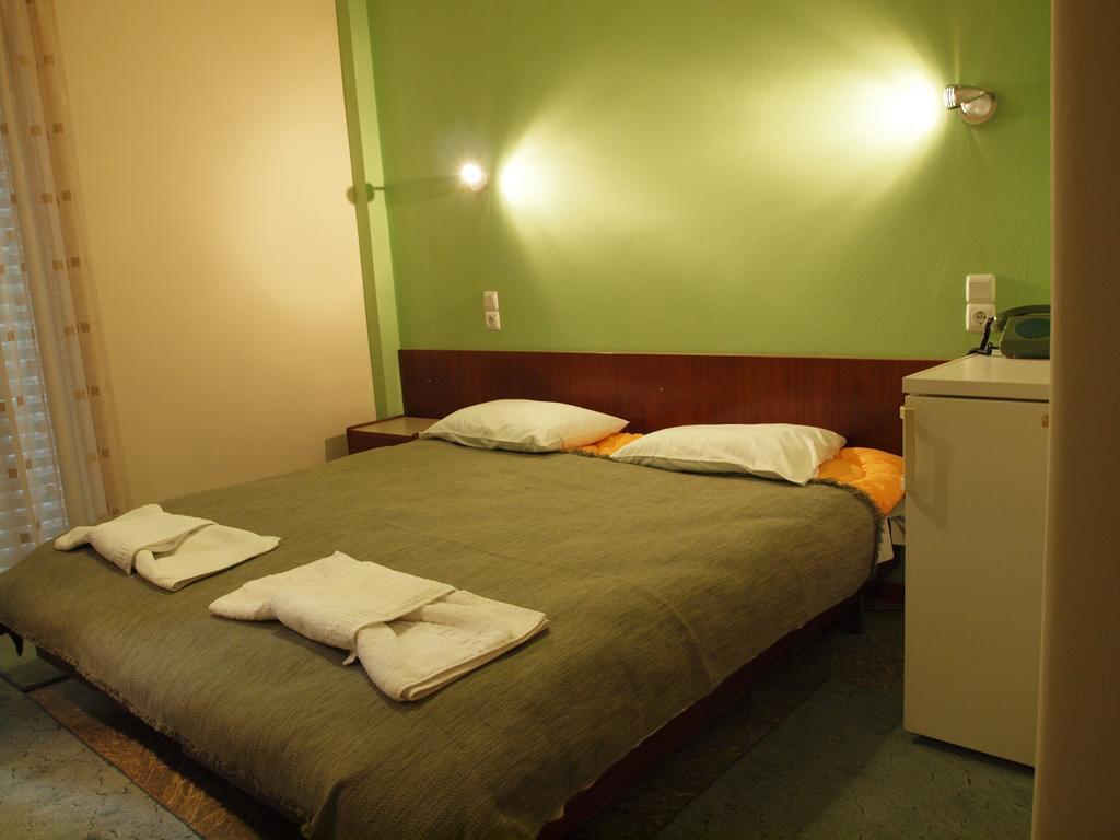 Noufara Hotel Kaména Voúrla Eksteriør bilde