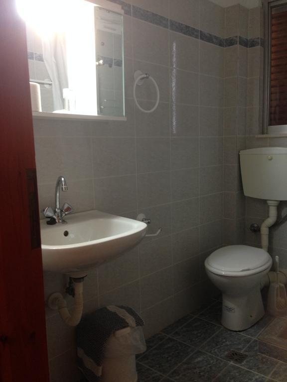Noufara Hotel Kaména Voúrla Eksteriør bilde